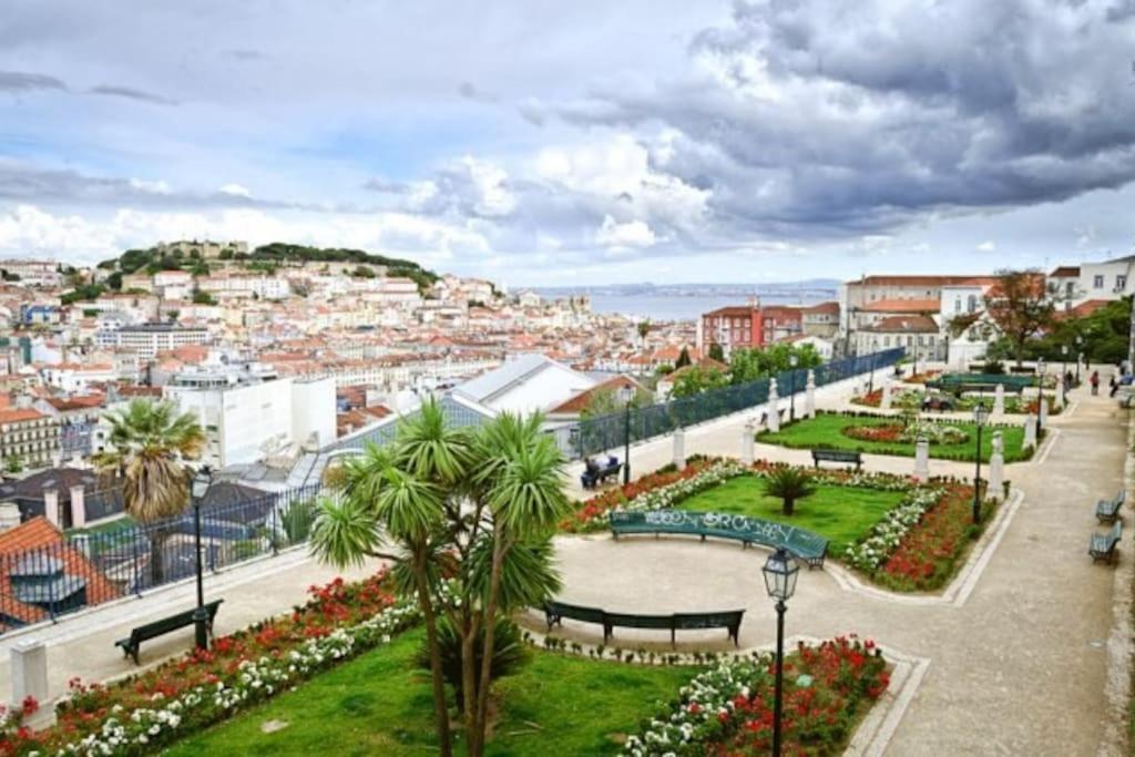 Charming Terrace Flat Center And Trendy Location Apartment Lisbon Exterior photo